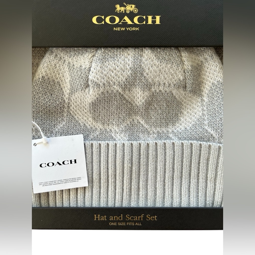 COACH Jumbo Signature “C” Beanie & Scarf Gift Set Chalk Gray NWT $225 Luxe - Picture 2 of 6